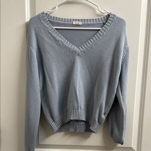 Brandy Melville Blue V-Neck Sweater Knit Relaxed Fit